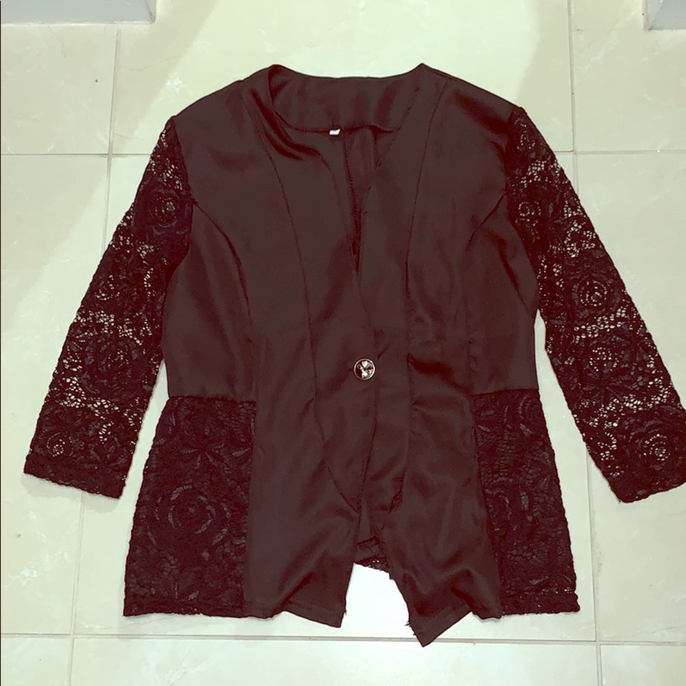 Black fancy laced jacket blazer